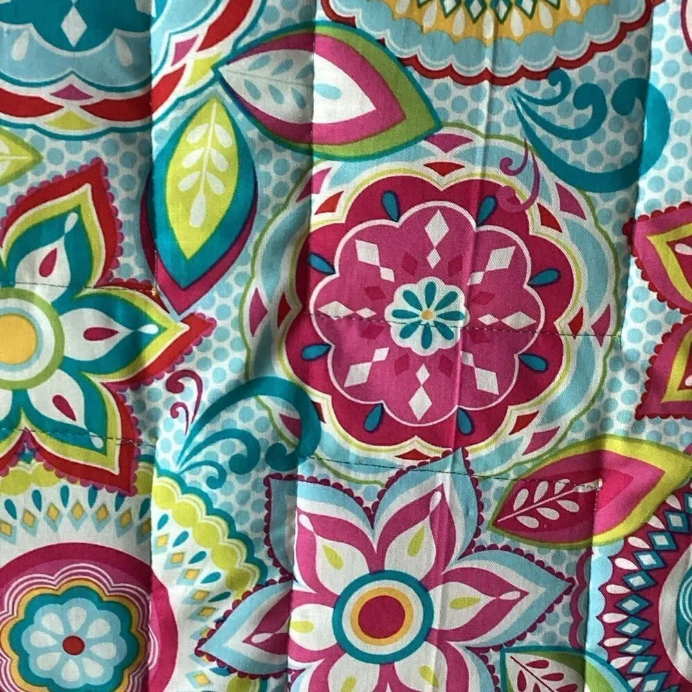 NWT. Girls Love Bugs Too! Hand Crafted Children’s Quilt